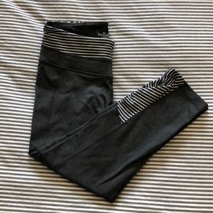 Athleta Capri Leggings